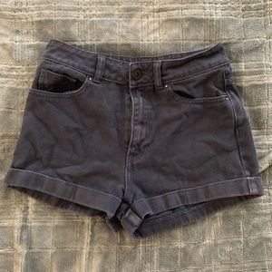 Bullhead gray shorts